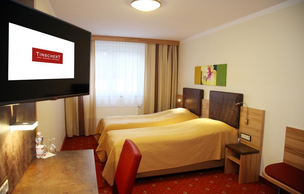 Tinschert Hotel-Restaurant-Partyservice Schwertberg الغرفة الصورة